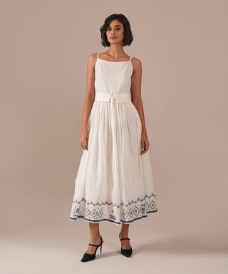AW25038 - INDIGO DREAMS
