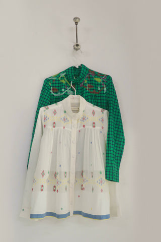 IVORY HIGH COLLAR TOP