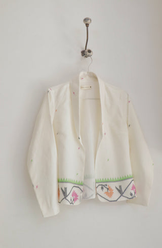 INDIGO DREAMS Tamara jacket ensemble featuring a stylish, fitted jacket with detailed stitching and modern design.