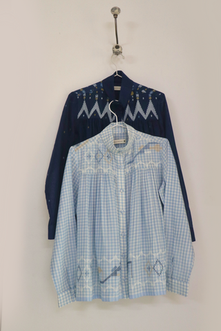 BLUE HIGH COLLAR TOP