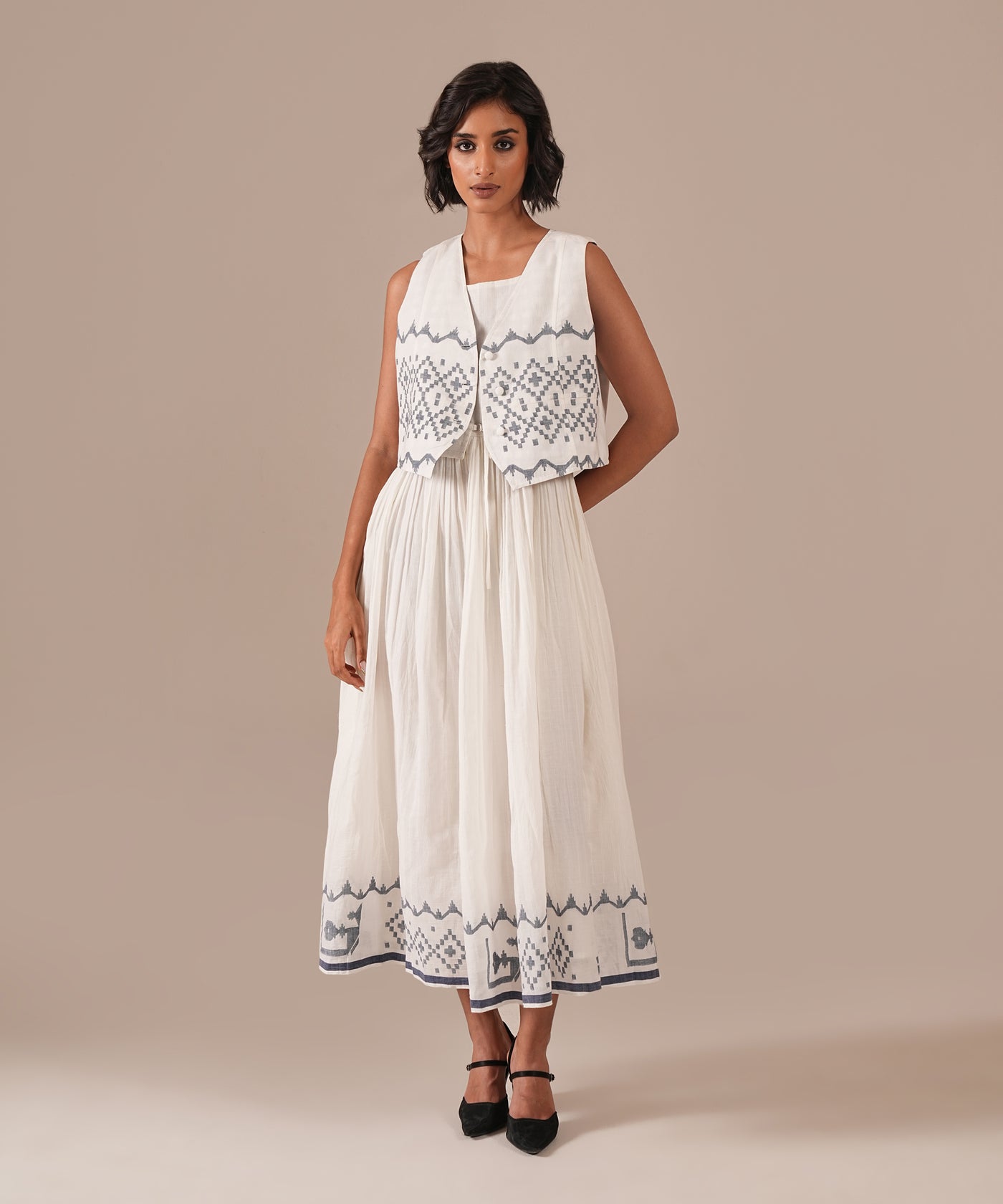 AW25039 - INDIGO DREAMS