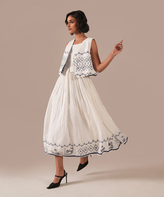 AW25039 - INDIGO DREAMS