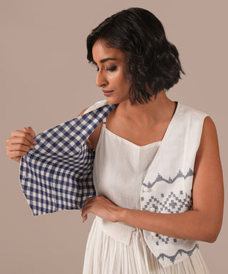 AW25039 - INDIGO DREAMS