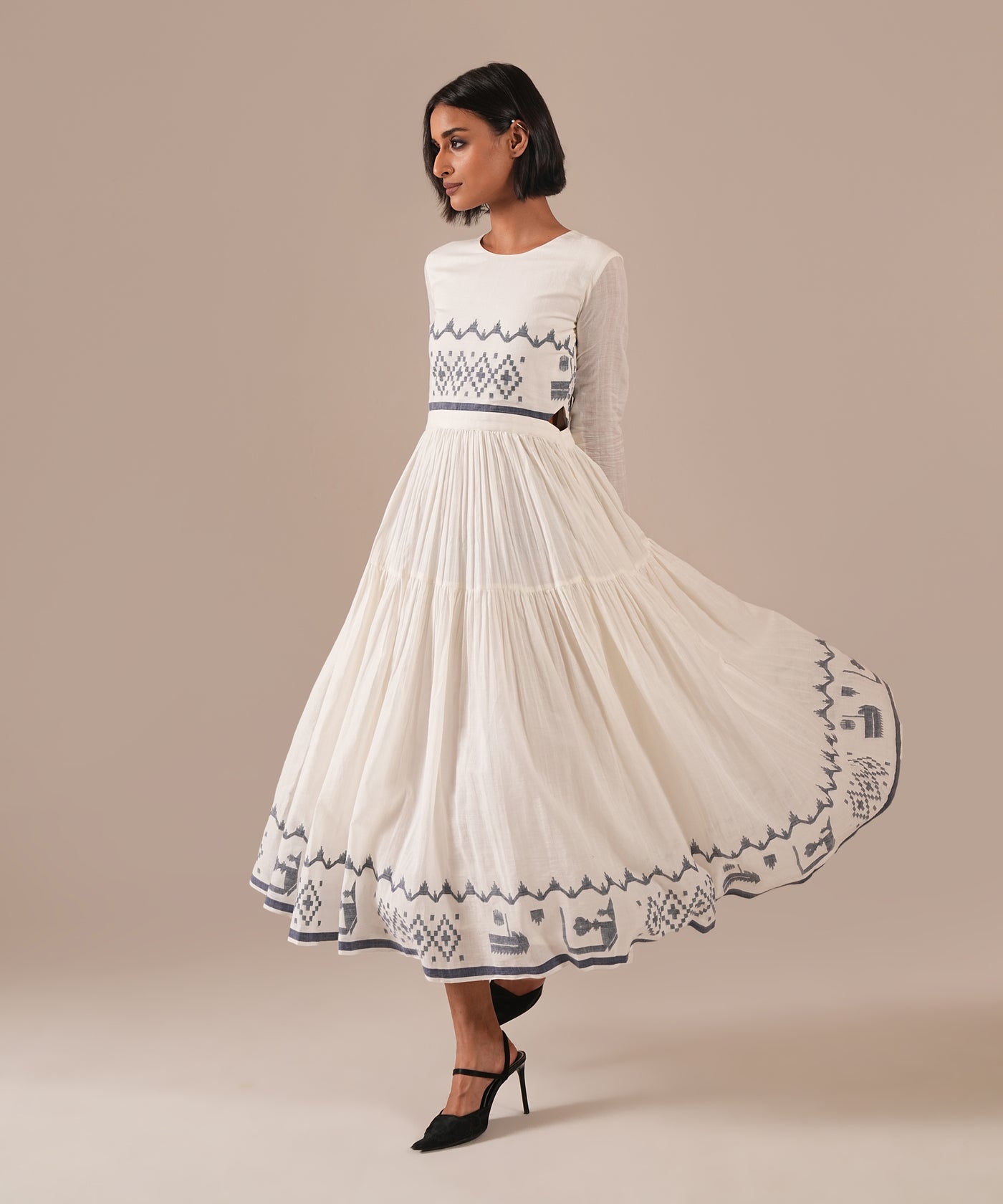 AW25041 - INDIGO DREAMS