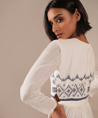 AW25041 - INDIGO DREAMS